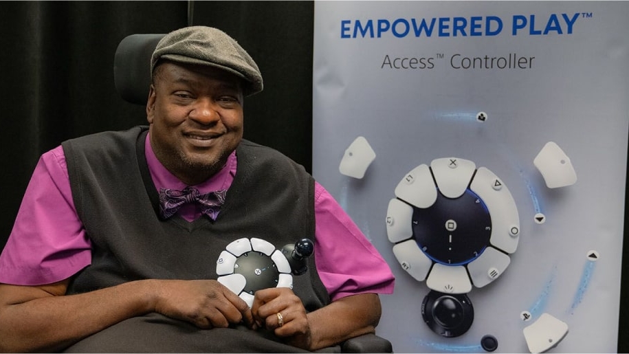 Gamer Holding Access Controller